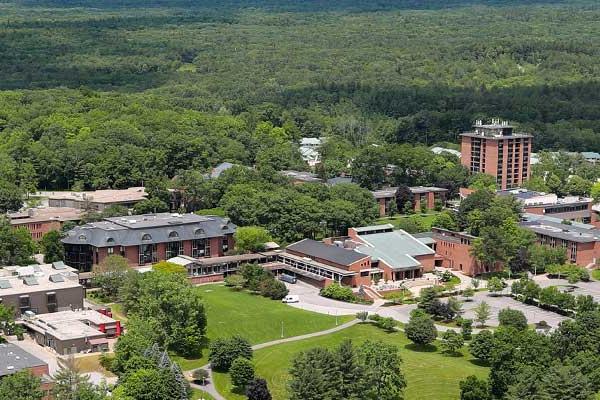 aerial photo of Skidmore Campus